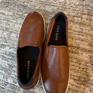 Cole Haan Brown Leather Slip-On Loafers with White
Size 10